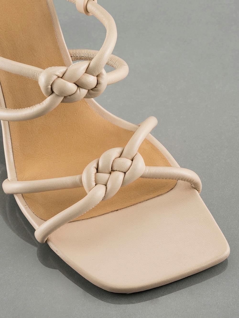 shoe detail view alt:hover alt:size alt:fit1